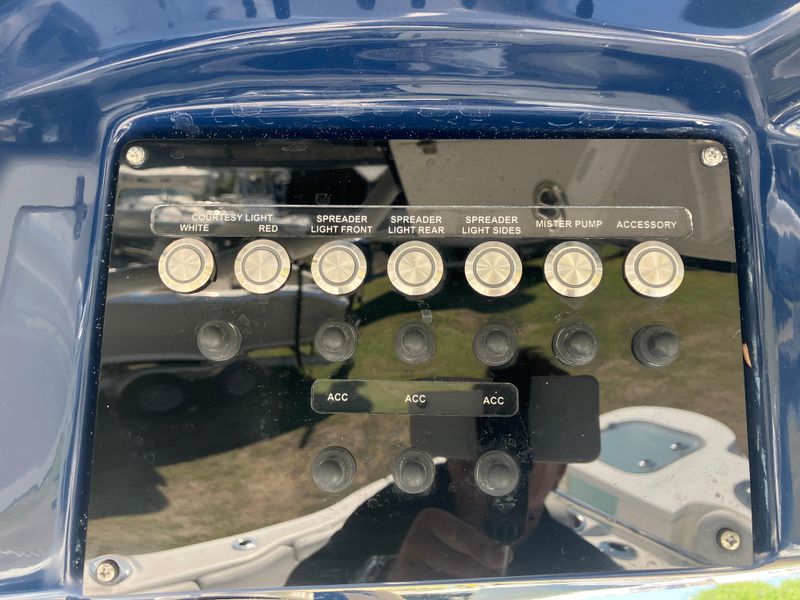 2019 Sea Fox 288 Commander