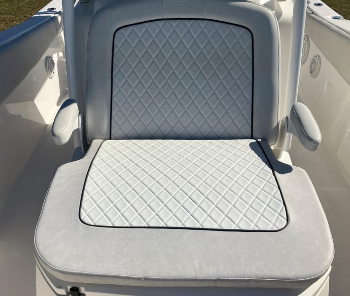 2019 Sea Fox 288 Commander