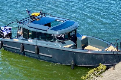 XO Boats 260 Cabin (EXPLR 9)