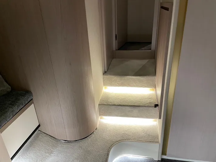 " Veloce" Yacht Photos Pics 