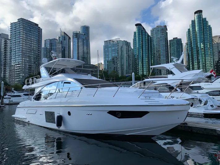 " Veloce" Yacht Photos Pics 