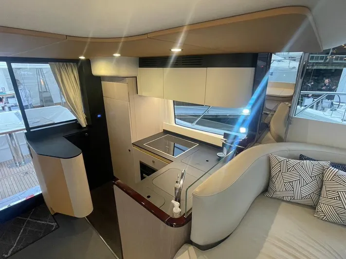 " Veloce" Yacht Photos Pics 