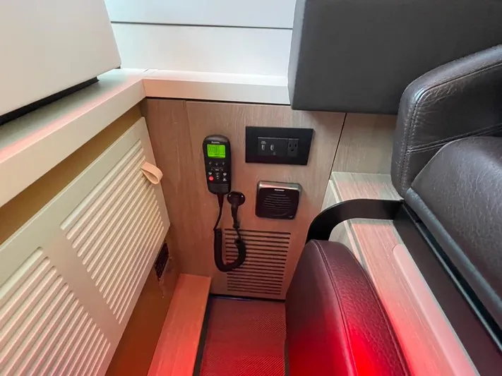 " Veloce" Yacht Photos Pics 