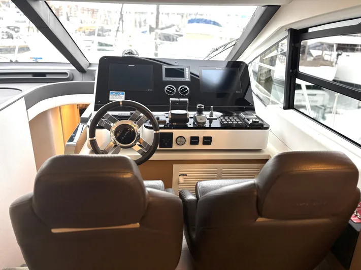 " Veloce" Yacht Photos Pics 