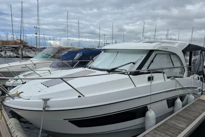 Beneteau Antares 9 OB