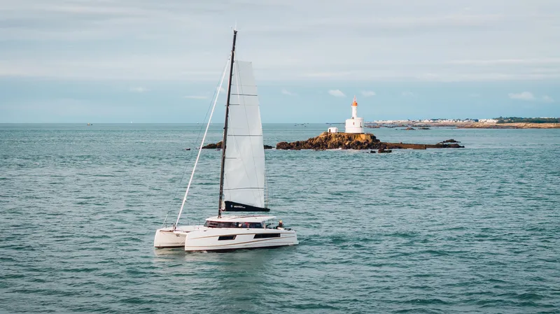  Yacht Photos Pics Nautitech 48 Open