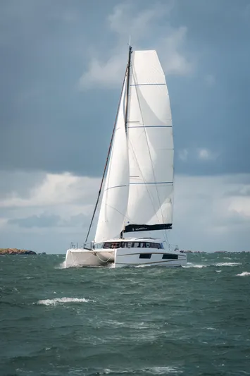  Yacht Photos Pics Nautitech 48 Open