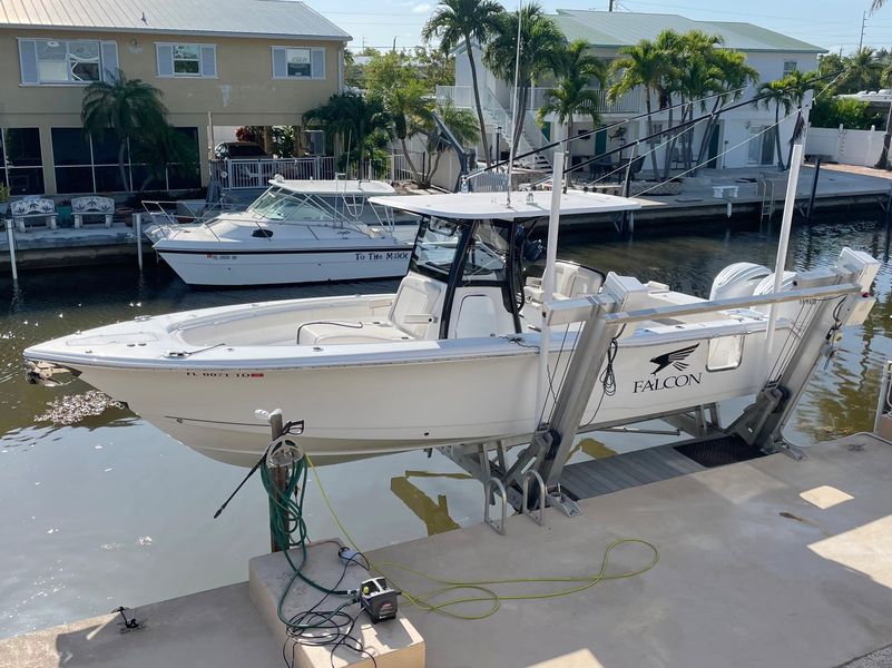 2022 Sea Hunt 30 Gamefish CB