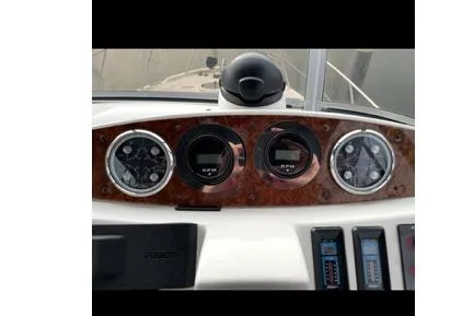  Yacht Photos Pics Dashboard of a 2005 Meridian 368 Motoryacht with gauges and controls.