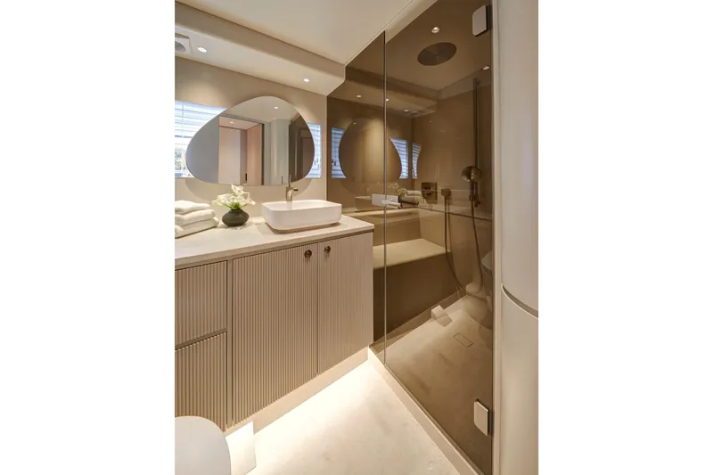 Edge 65 Yacht Photos Pics Luxurious bathroom in 2023 Van der Valk Edge 65 yacht, featuring modern design and elegant fixtures.