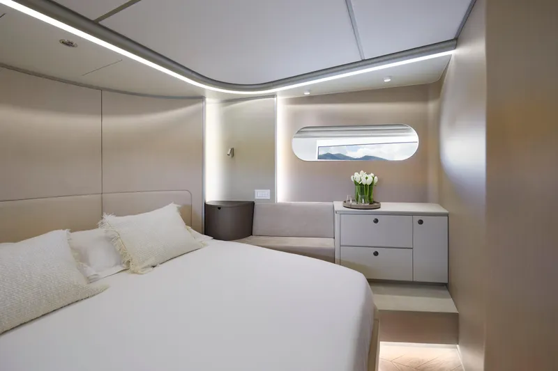 Edge 65 Yacht Photos Pics Luxurious bedroom interior of 2023 Van der Valk Edge 65 yacht with modern design.