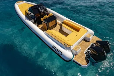 2024 Renier R10 CABIN TOURER