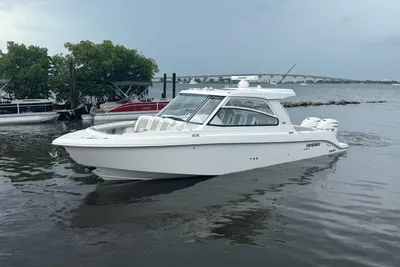 Everglades 367 CX