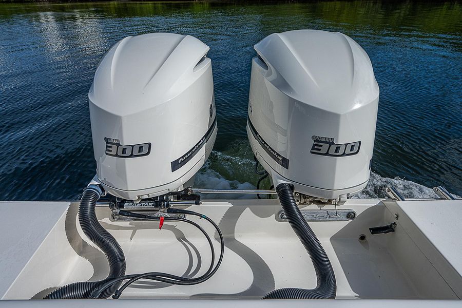 2016 Cobia 296 Center Console