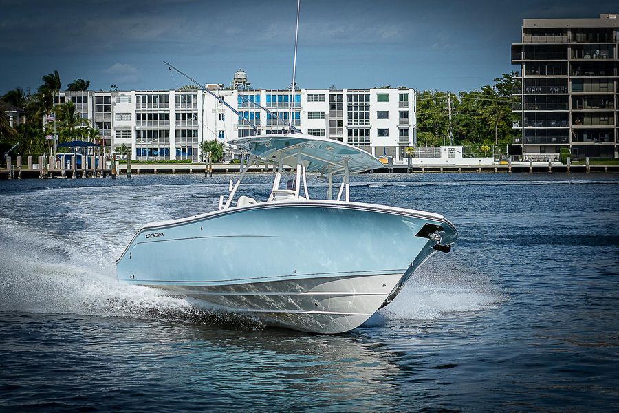 2016 Cobia 296 Center Console