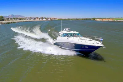 Sea Ray 43 Sundancer