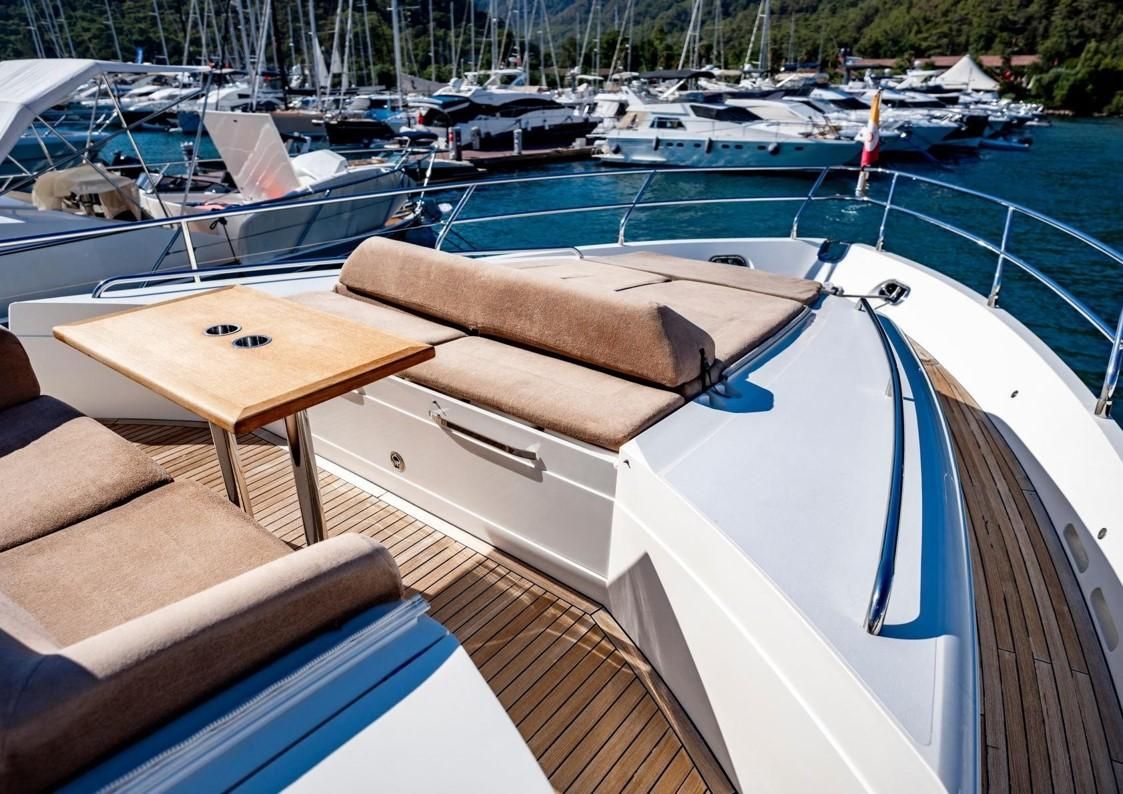 2011 Princess 75 