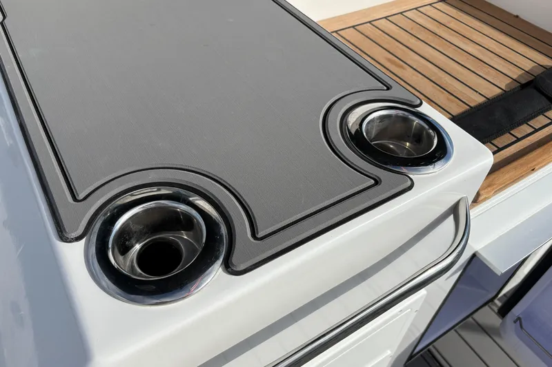 Hammercat 35-115 Yacht Photos Pics 2021 Hammer Yachts HammerCat 35 deck with cup holders and sleek design.