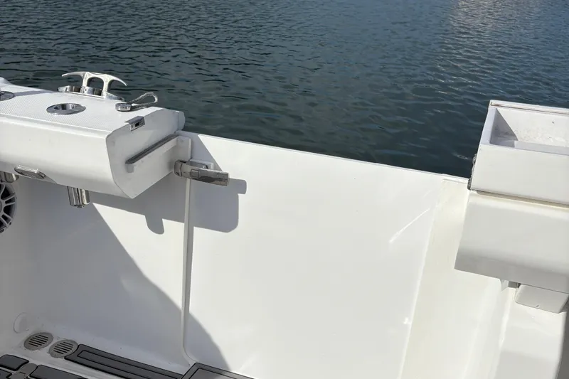 Hammercat 35-115 Yacht Photos Pics 2021 Hammer Yachts HammerCat 35 deck detail with water view.
