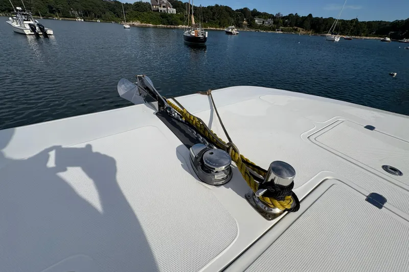Hammercat 35-115 Yacht Photos Pics Bow of 2021 Hammer Yachts HammerCat 35 with anchor and mooring lines.