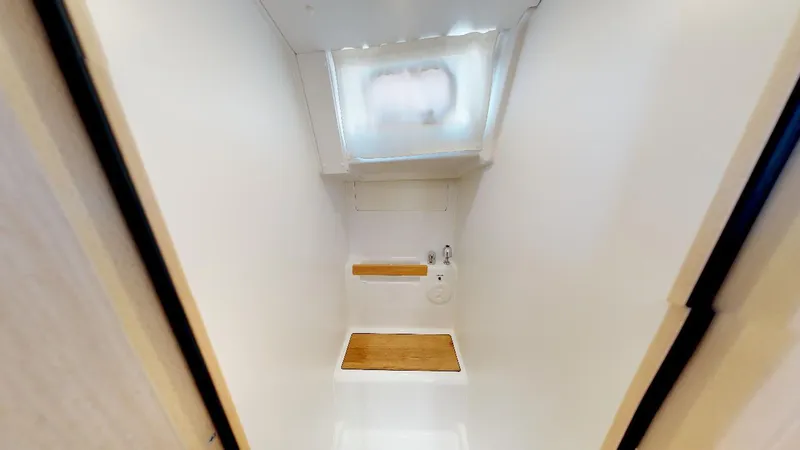 Sea Lilly Yacht Photos Pics 