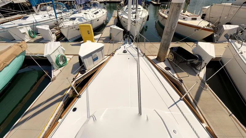 Sea Lilly Yacht Photos Pics 