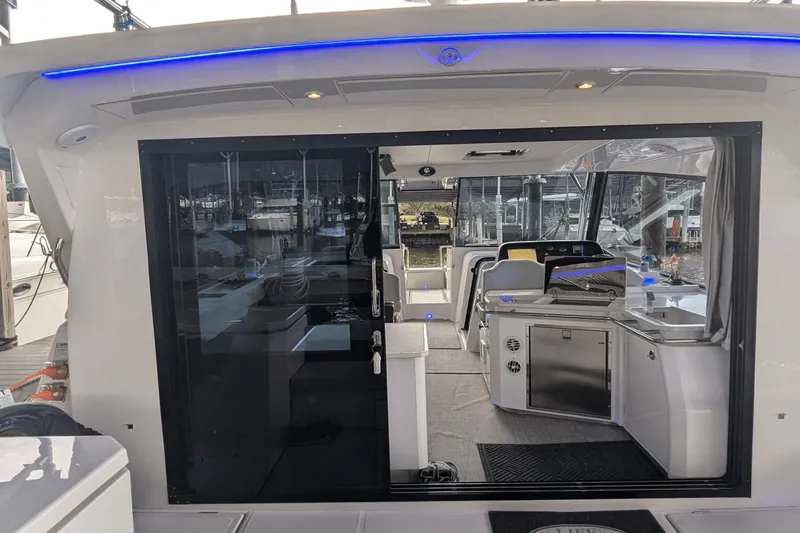 Frog Prince II Yacht Photos Pics 