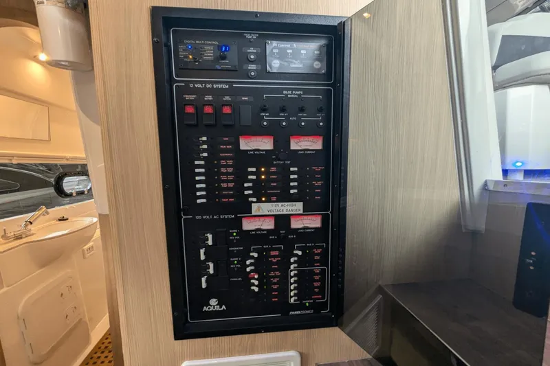 Frog Prince II Yacht Photos Pics 