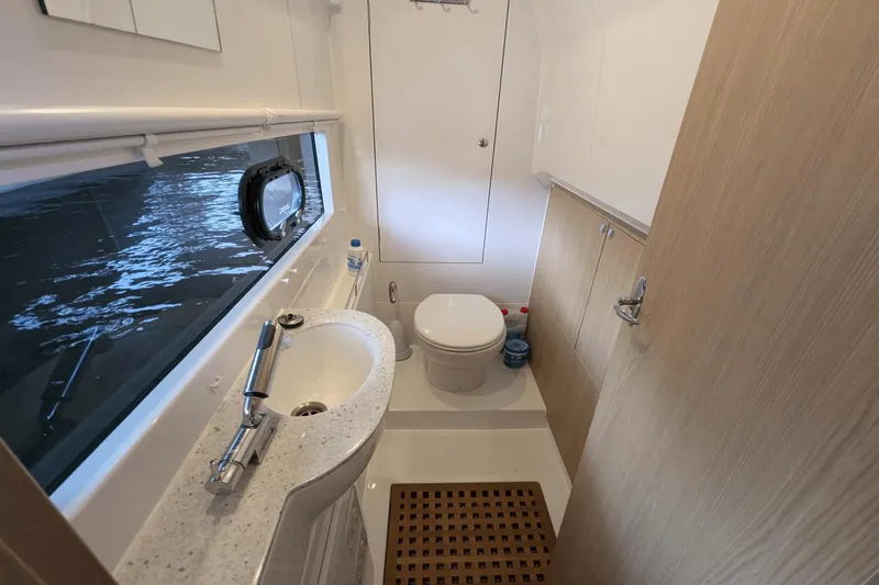 Frog Prince II Yacht Photos Pics 