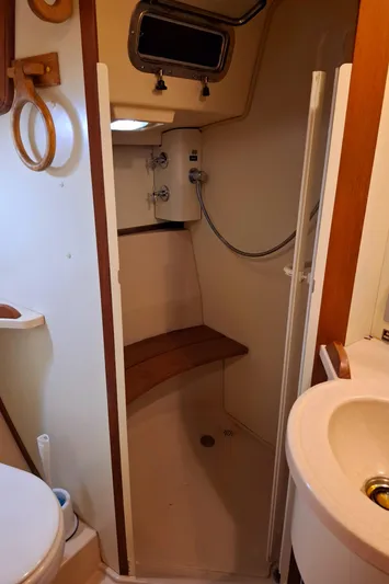 Priva Sea Yacht Photos Pics Bathroom interior of 2003 Island Packet 485 yacht with shower and sink.