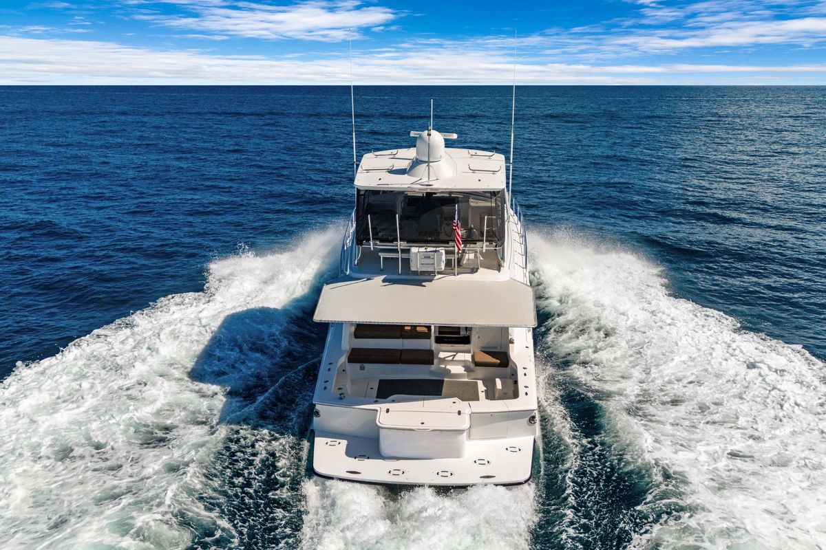 2016 Hatteras 63 