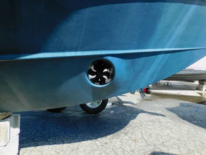 Ariel Yacht Photos Pics 