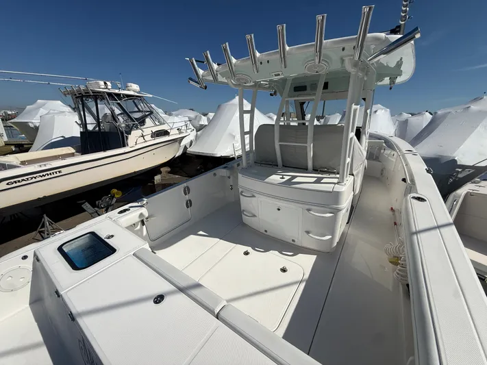 Ariel Yacht Photos Pics 