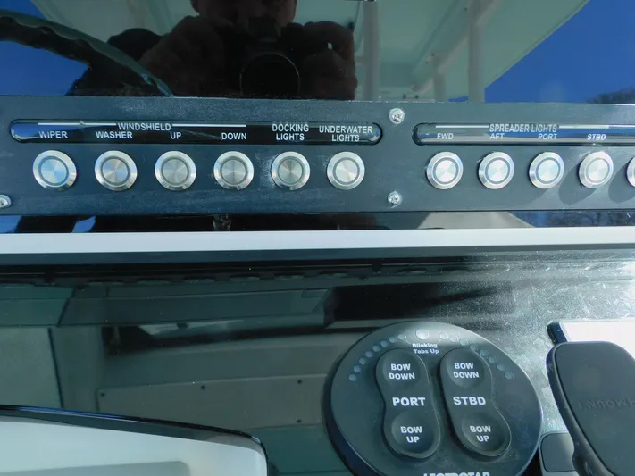 Ariel Yacht Photos Pics 