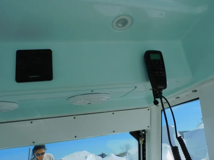 Ariel Yacht Photos Pics 