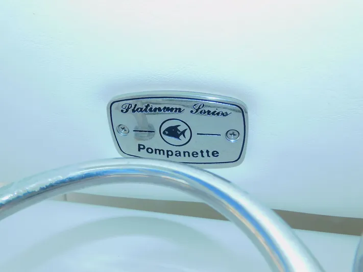 Ariel Yacht Photos Pics 