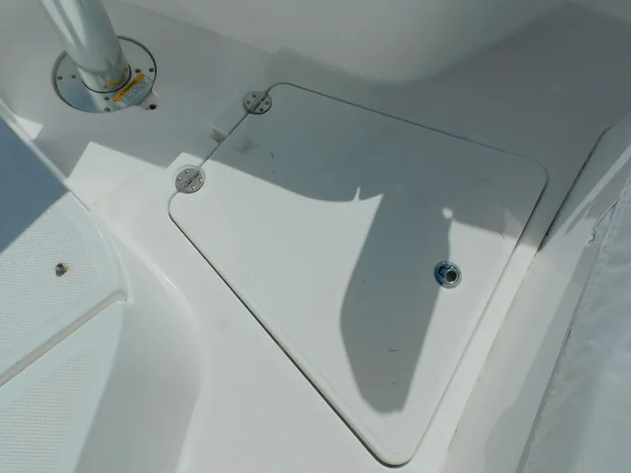 Ariel Yacht Photos Pics 