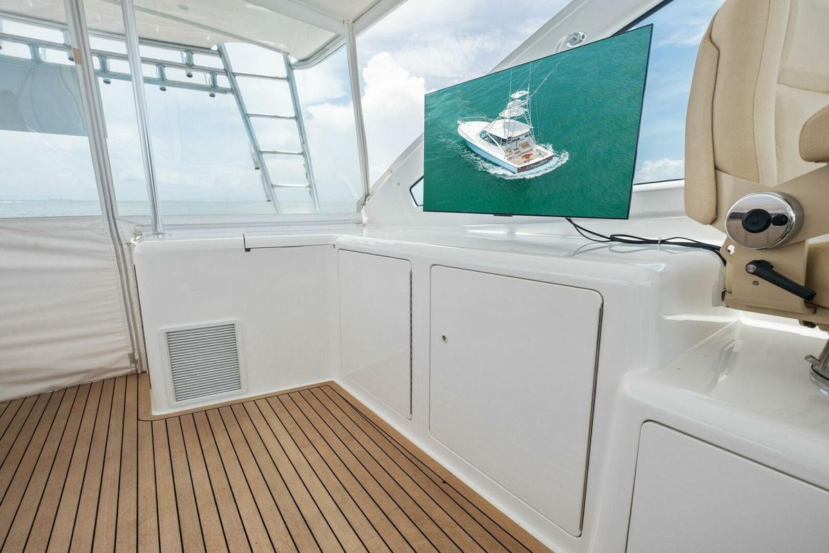 2015 Viking 52 
