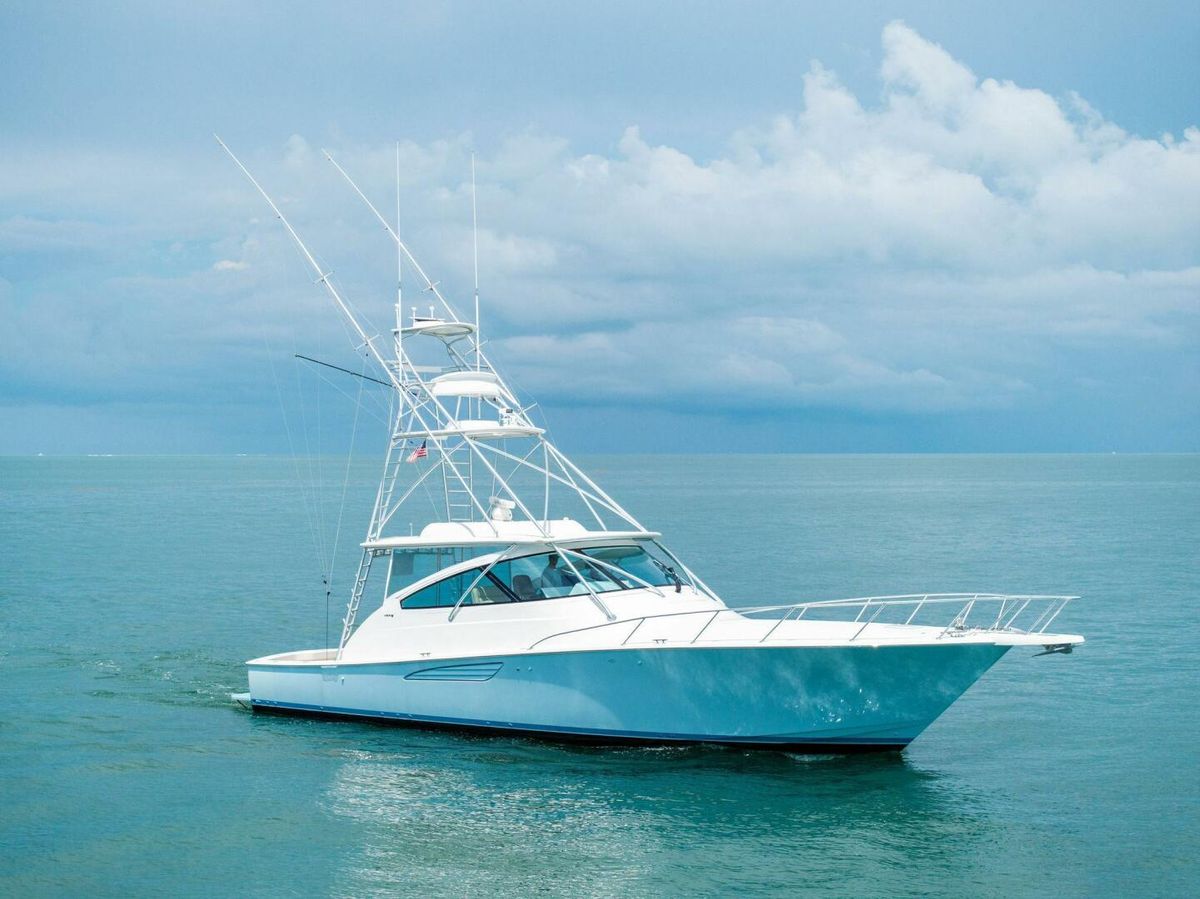 2015 Viking 52 