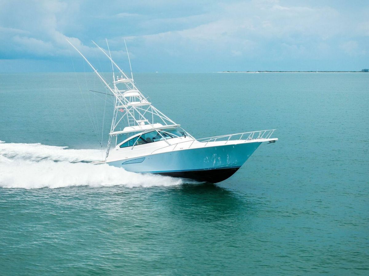2015 Viking 52 