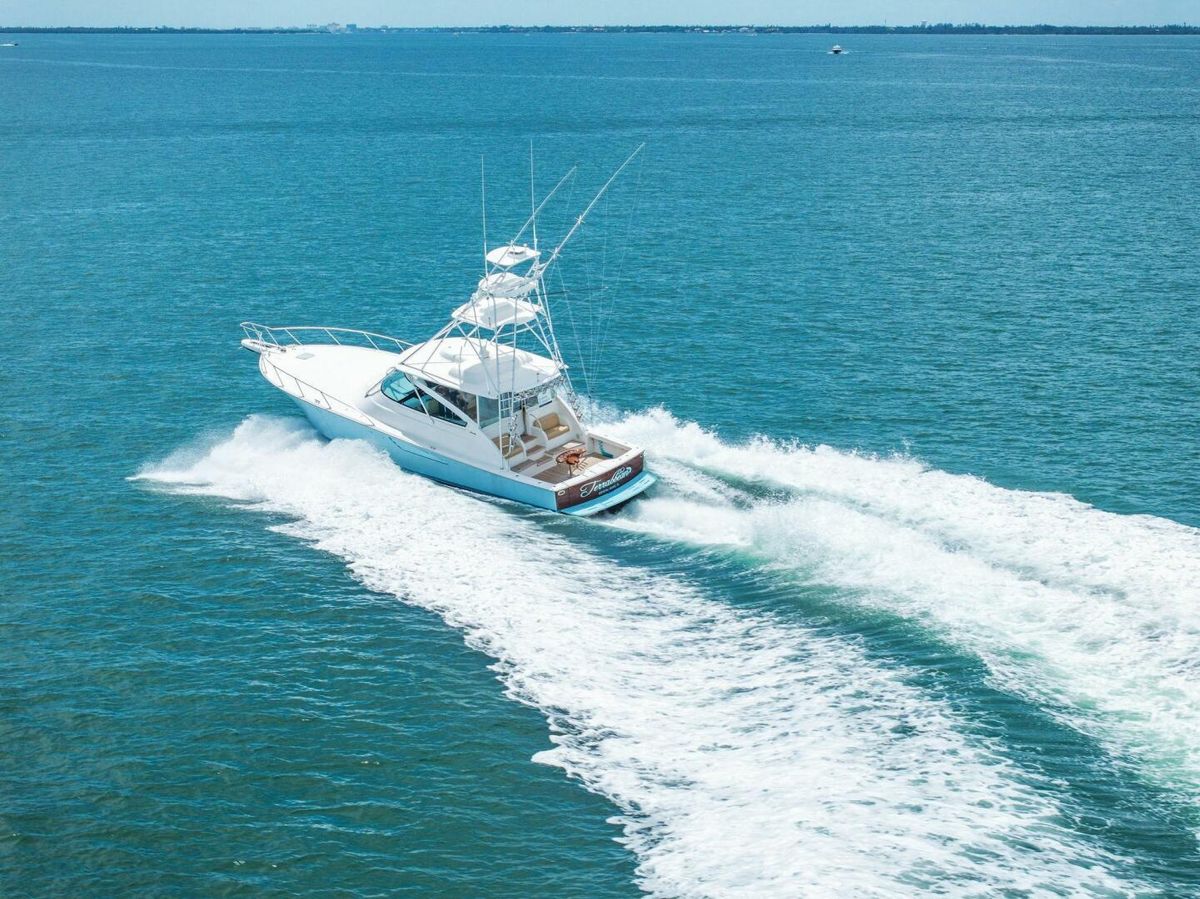 2015 Viking 52 