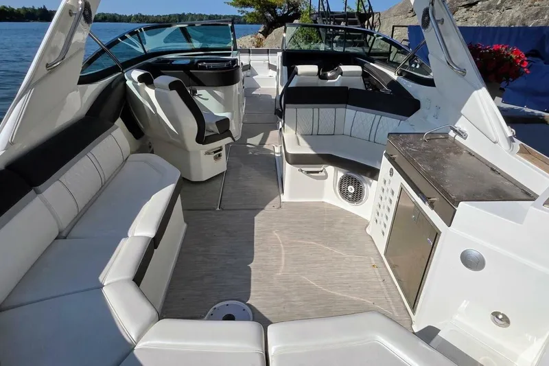  Yacht Photos Pics Luxurious 2019 Sea Ray 350 SLX boat interior with spacious seating and modern amenities.