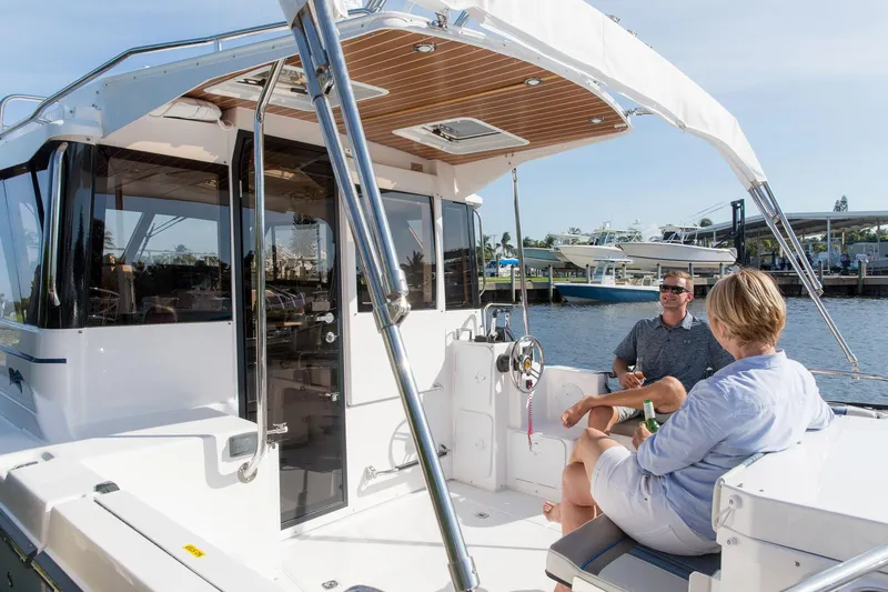  Yacht Photos Pics Manufacturer Provided Image