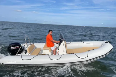 2025 Bombard Sunrider 650