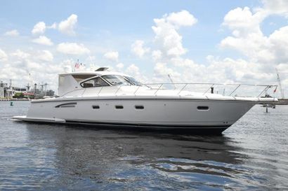 2000 52' Tiara Yachts-5200 Express Tampa, FL, US