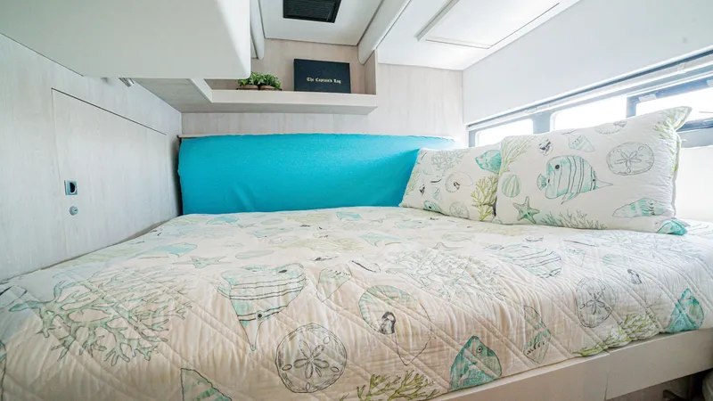 Windward Destiny Yacht Photos Pics Second Double Cabin