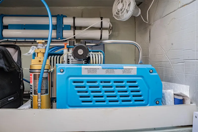 Windward Destiny Yacht Photos Pics Compressor