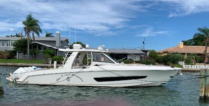 2020 42' Boston Whaler-420 OR Clearwater, FL, US