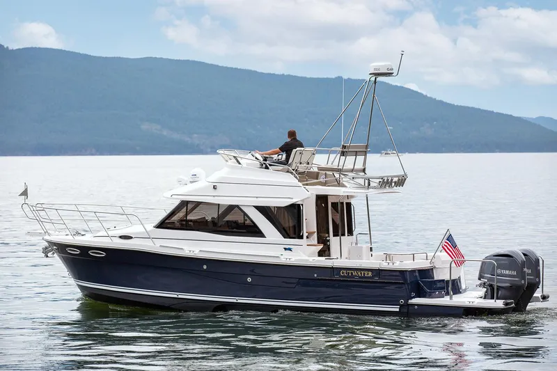  Yacht Photos Pics Manufacturer Provided Image