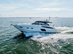 2016 Princess V48